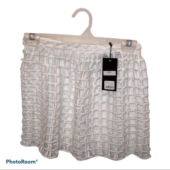 A 1Z45 by LF hollowed out Netted mesh skirt - Picture 1 of 6